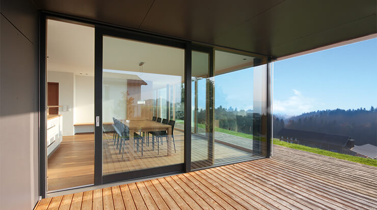 Zdjęcie Okna aluminiowe czy okna z nakładką? Podpowiadamy w wyborze.